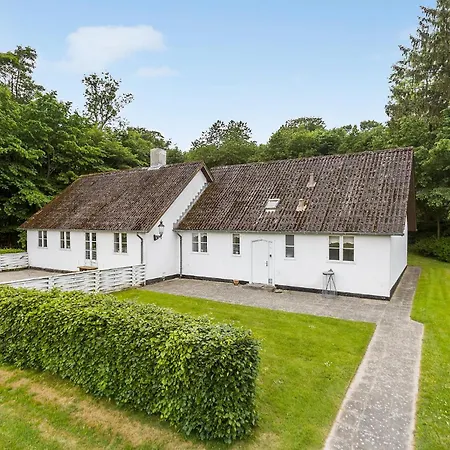 Hus 1